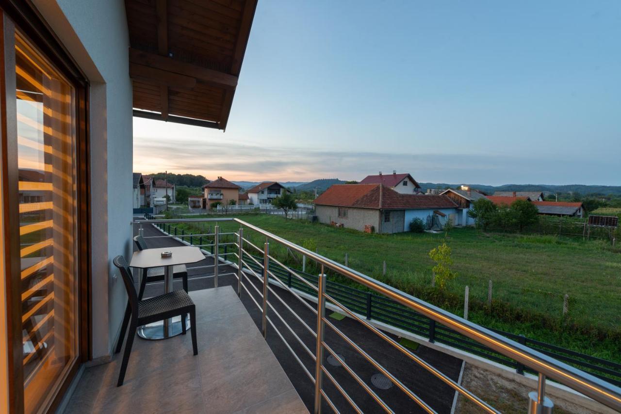 Sobe Mili Ozren Guest House Doboj Exterior photo