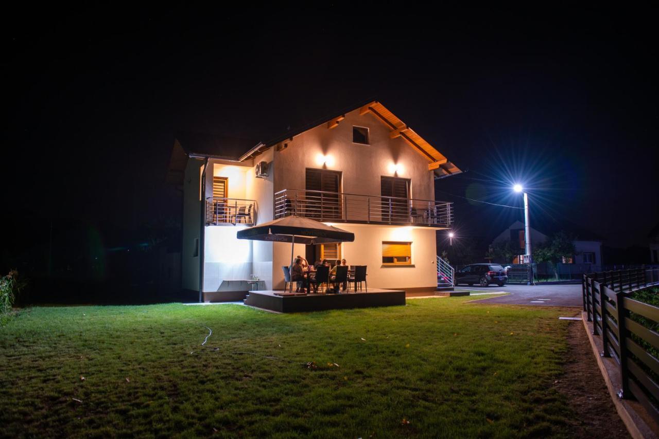 Sobe Mili Ozren Guest House Doboj Exterior photo