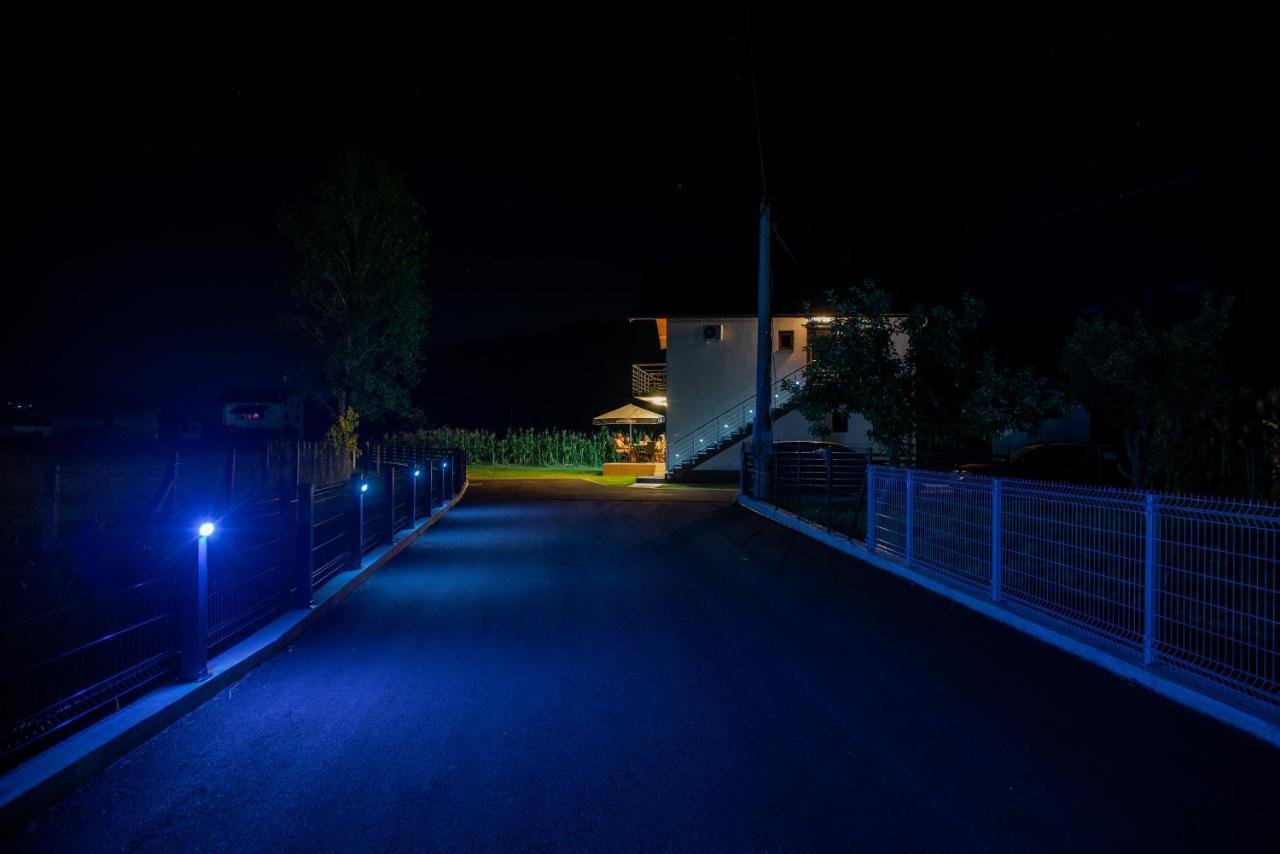 Sobe Mili Ozren Guest House Doboj Exterior photo